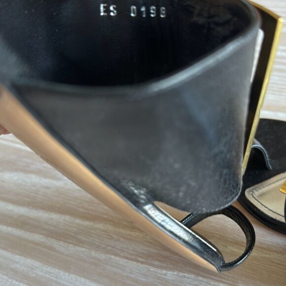 Givenchy Goatskin 4G Flat Toe Ring size 37 - Picture 10 of 11